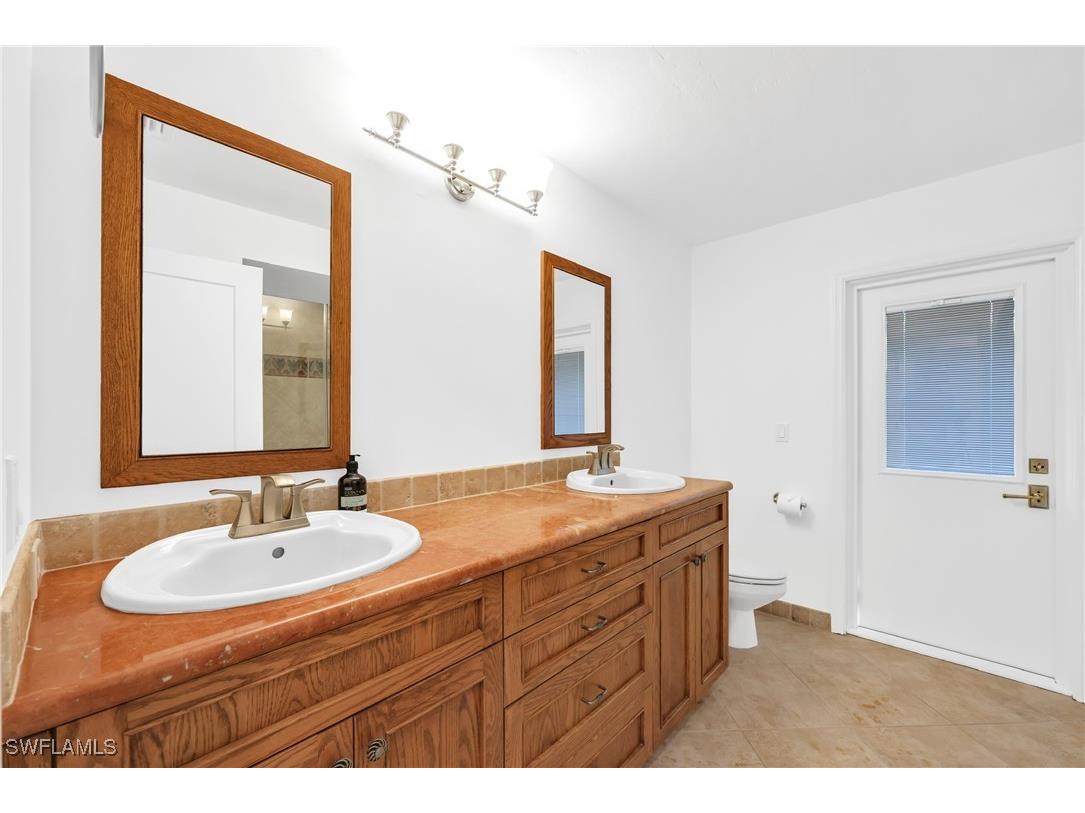 4870 Whispering Pine Way Naples FL 34103 225084801 image26