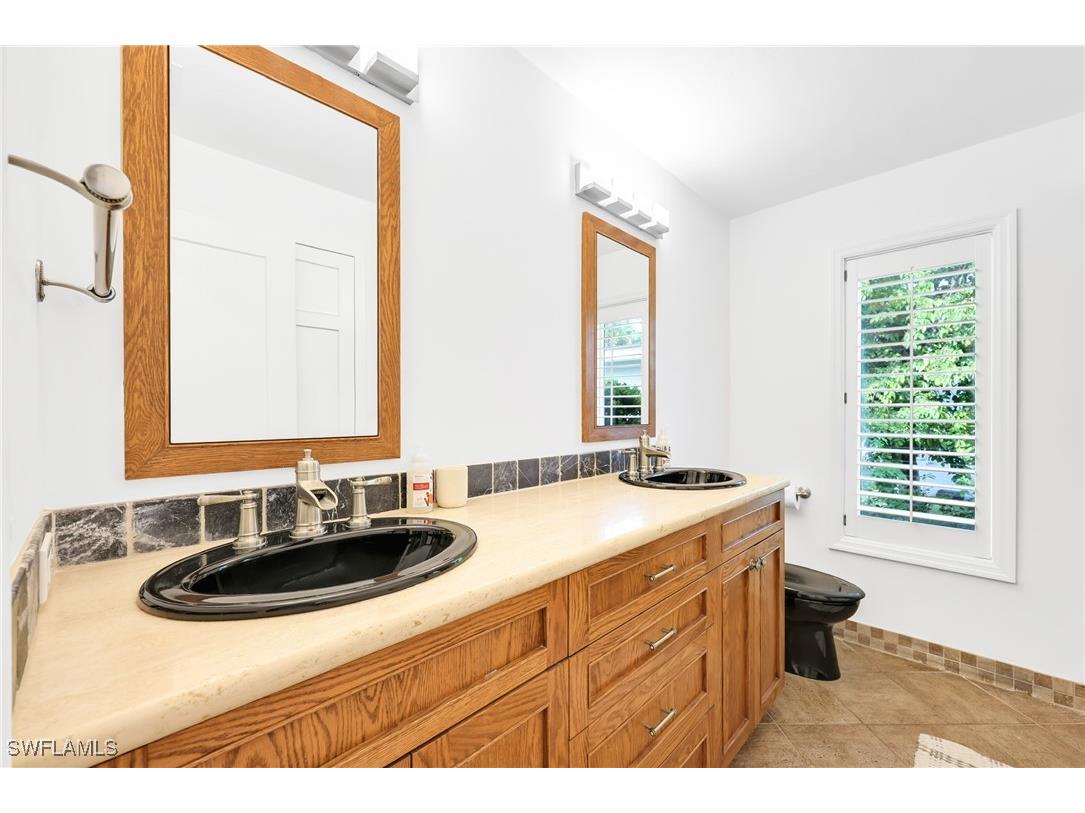 4870 Whispering Pine Way Naples FL 34103 225084801 image29