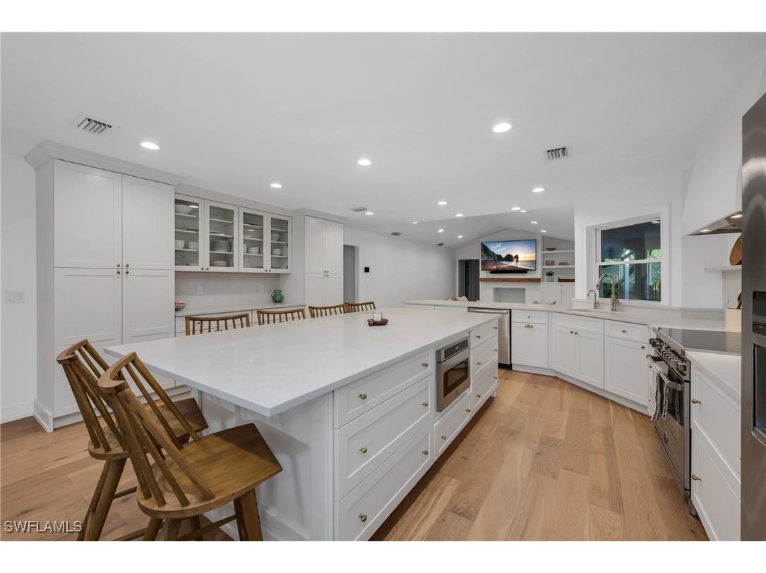 4870 Whispering Pine Way Naples FL 34103 225084801 image7