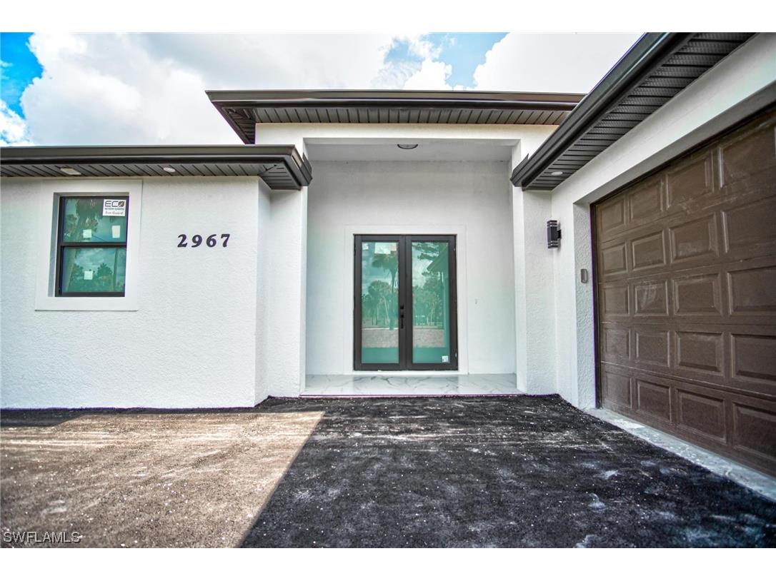 4871 16th Avenue SE Naples FL 34117 223090599 image1