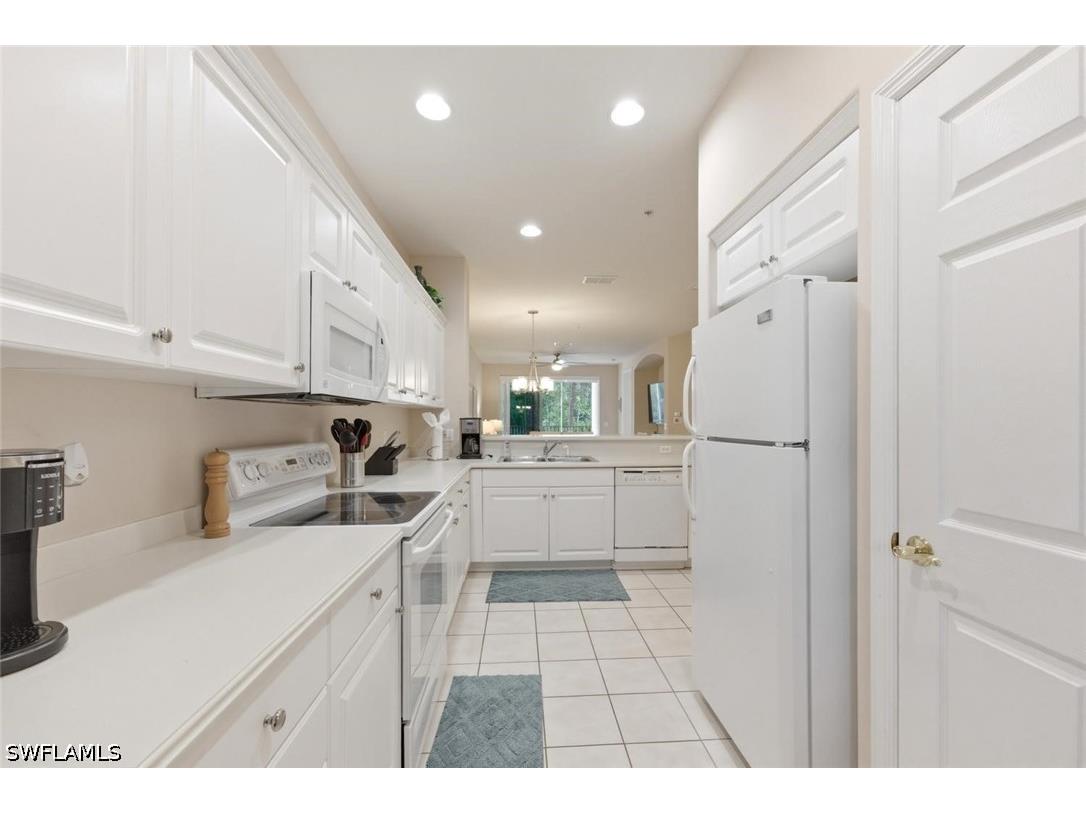 4873 Hampshire Court #104 Naples FL 34112 226016064 image2