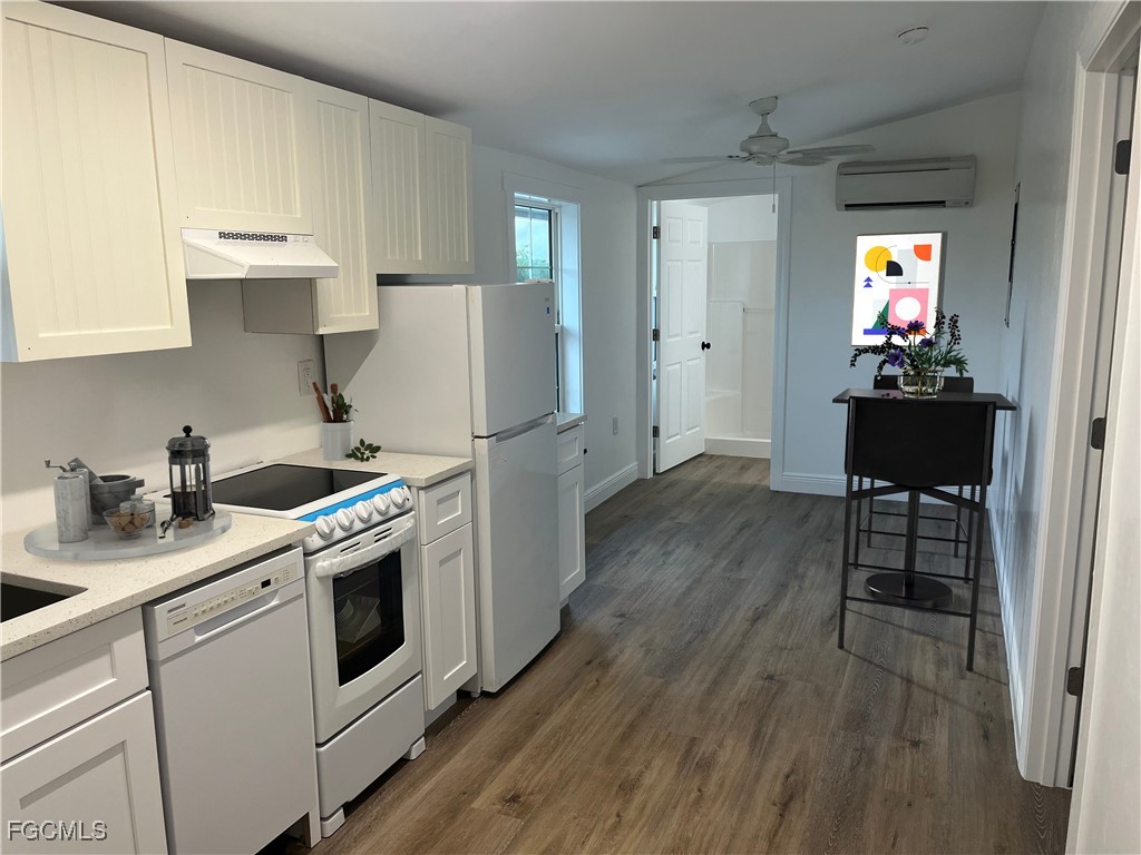 4874 Pine Island Road NW Matlacha FL 33993 225020614 image12