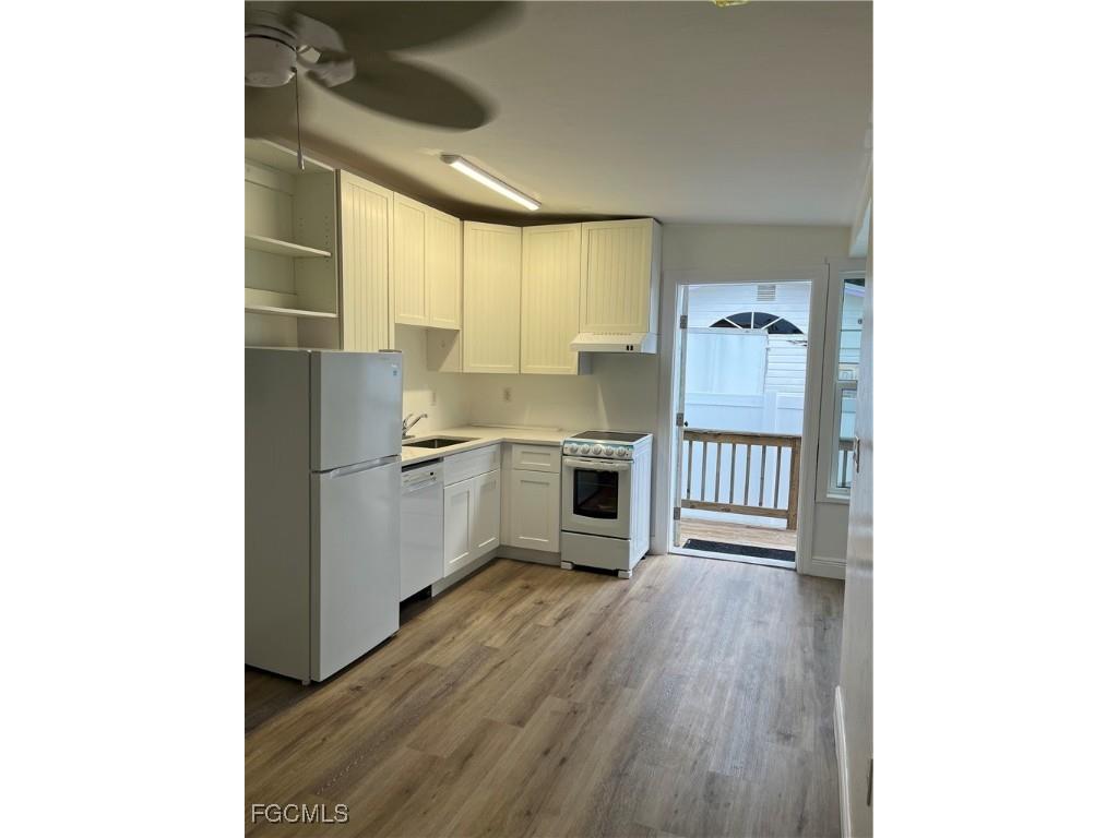 4874 Pine Island Road NW Matlacha FL 33993 225020614 image21