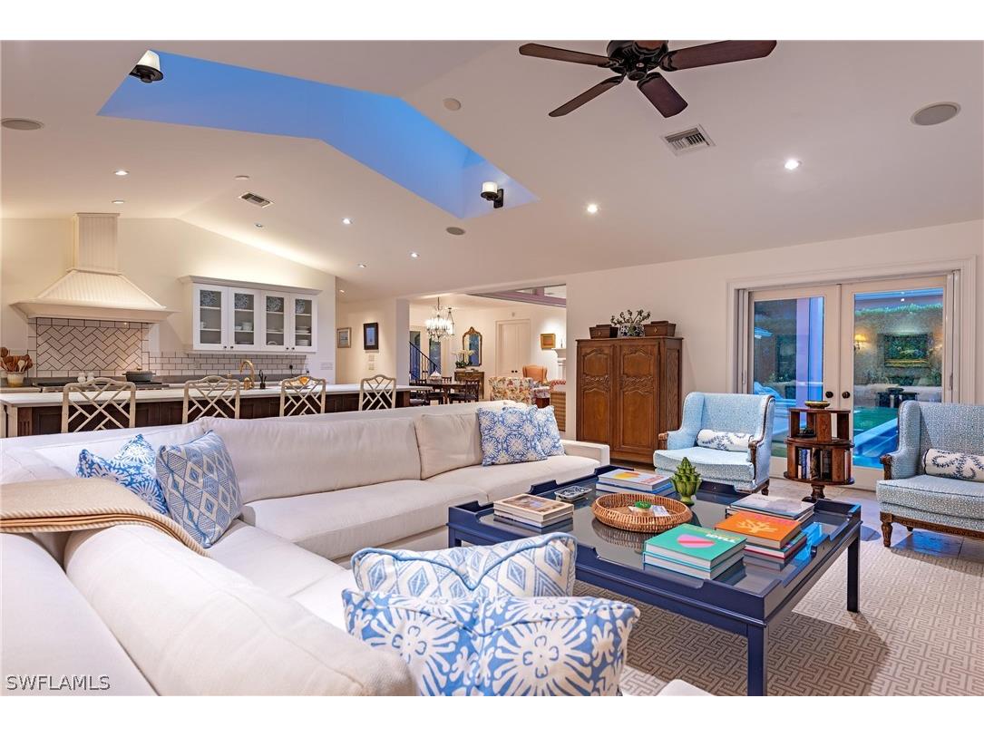 4875 Whispering Pine Way Naples FL 34103 226006440 image12