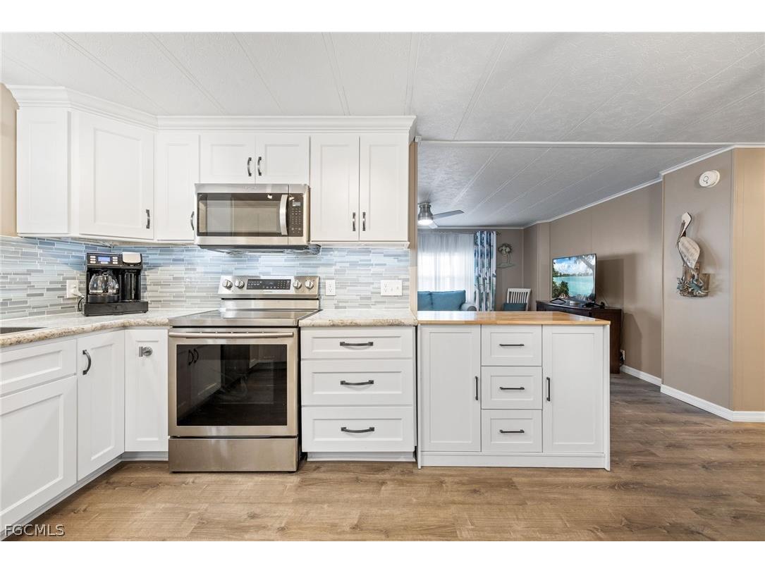 488 Jacklin Lane North Fort Myers FL 33903 2026007926 image9