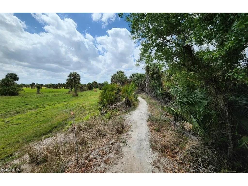 4880 Landen Lane Fort Myers FL 33905 2026012893 image3