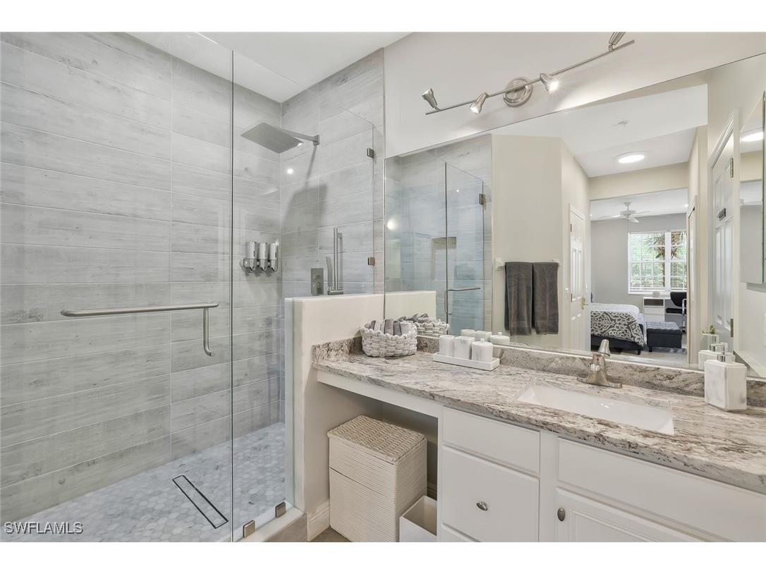 4883 Hampshire Court #102 Naples FL 34112 225067955 image12