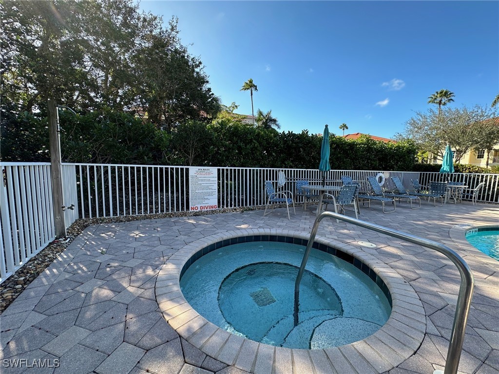 4884 Hampshire Court #7-104 Naples FL 34112 226005077 image30