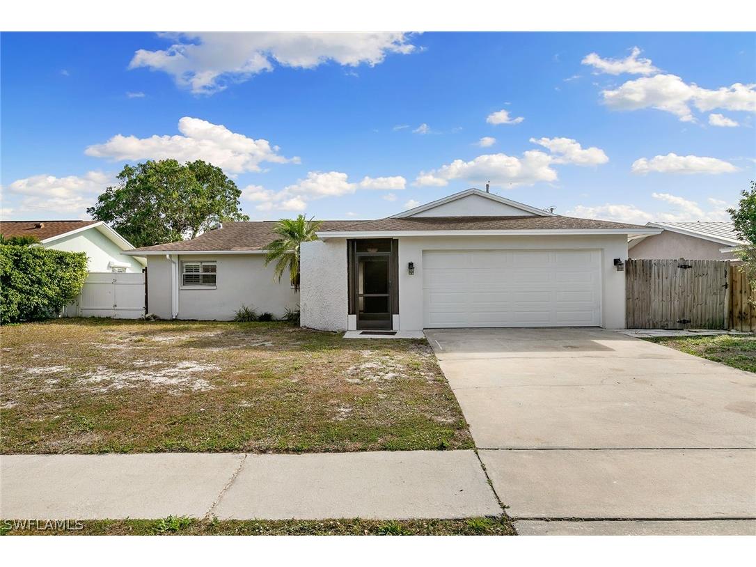 4884 Napoli Drive Naples FL 34103 223012325 image1