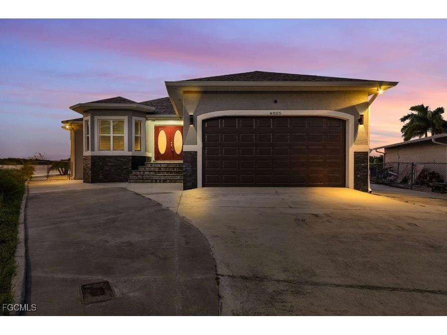 4885 E Riverside Drive Fort Myers FL 33905 2025020847 image2