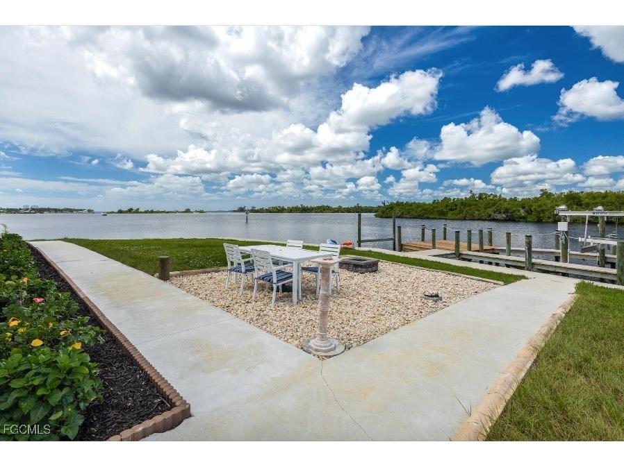 4885 E Riverside Drive Fort Myers FL 33905 2025020847 image39