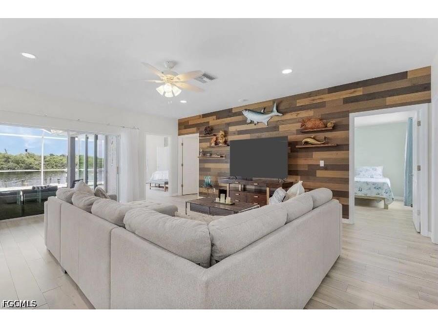 4885 E Riverside Drive Fort Myers FL 33905 2026024313 image4