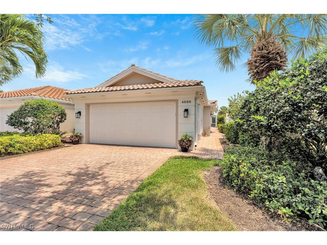 4888 Lasqueti Way Naples FL 34119 223036370 image1