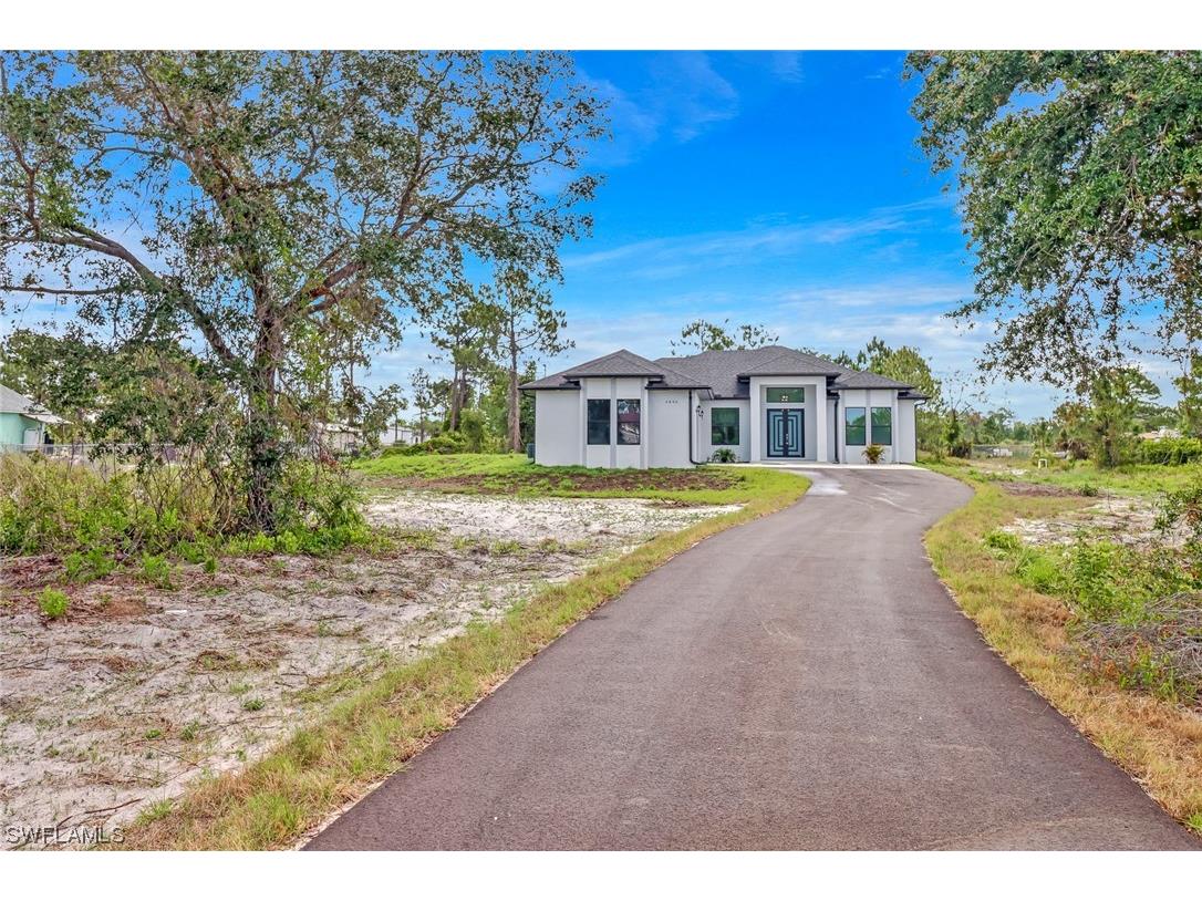 4890 14th Street NE Naples FL 34120 223001629 image1