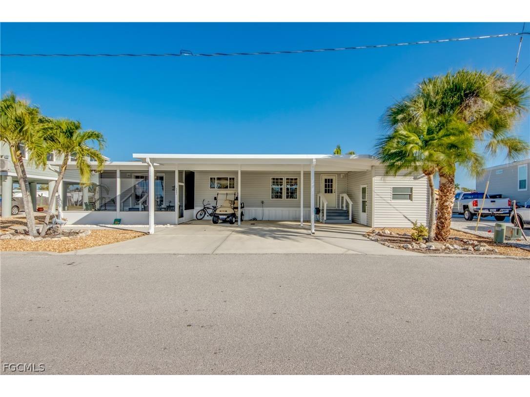 4892 Gulfgate Lane Saint James City FL 33956 2026012753 image2
