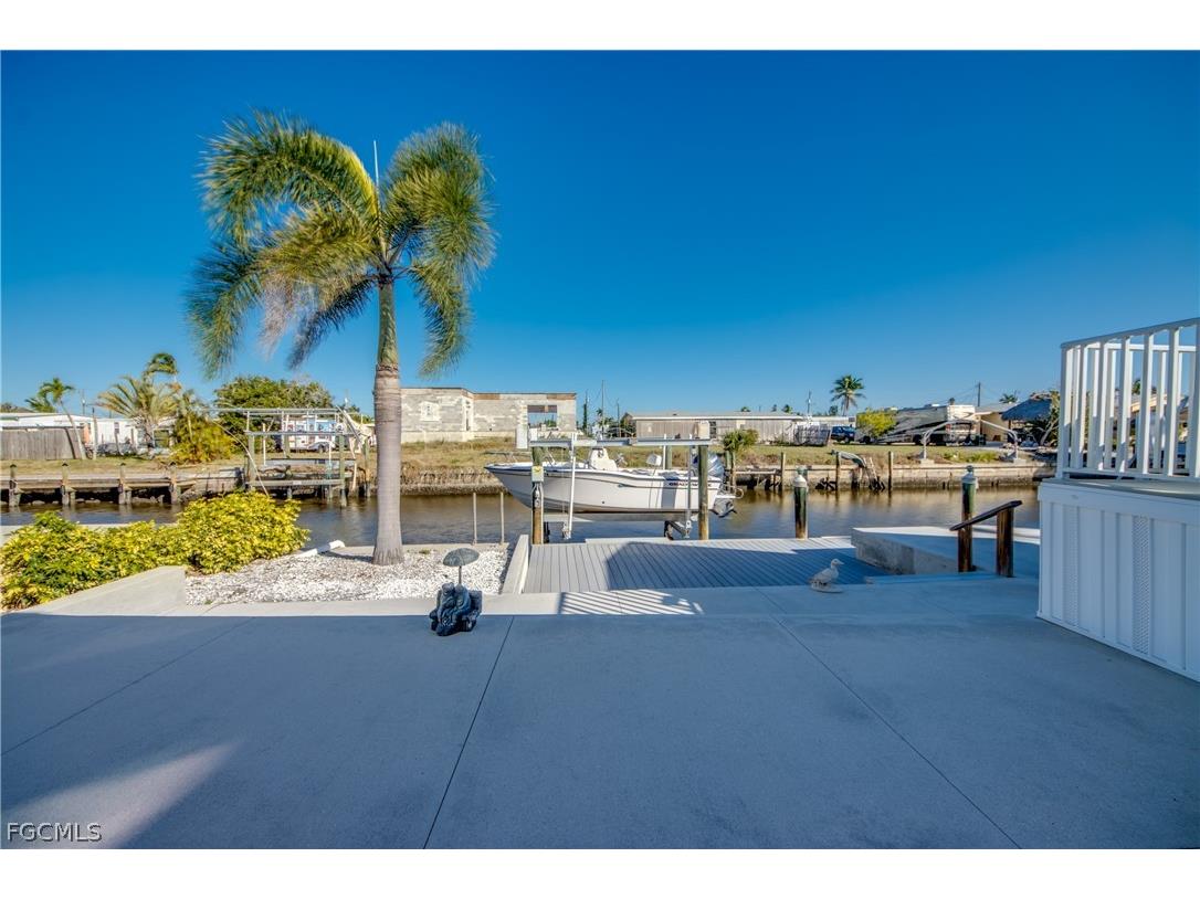 4892 Gulfgate Lane Saint James City FL 33956 2026012753 image28