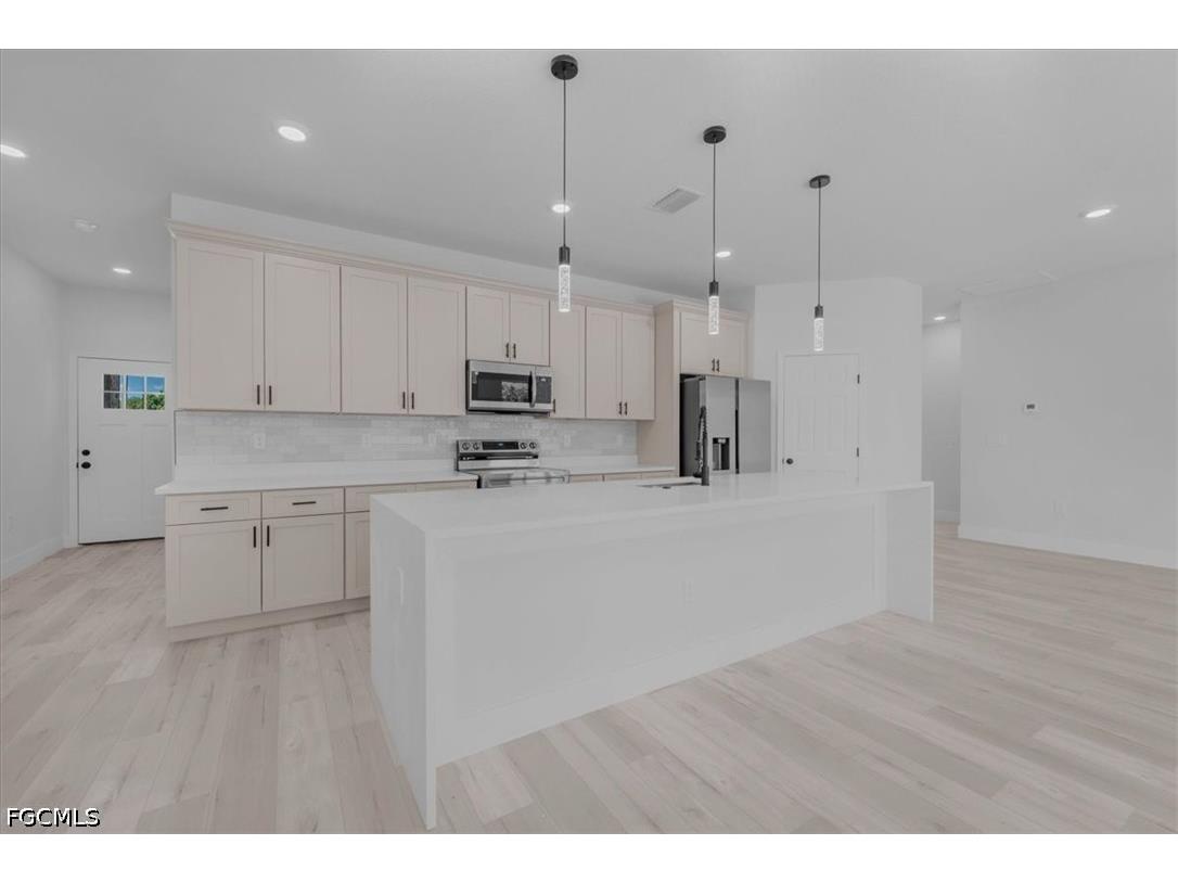 4895 Myrtle Beach Drive Sebring FL 33872 2026022720 image9