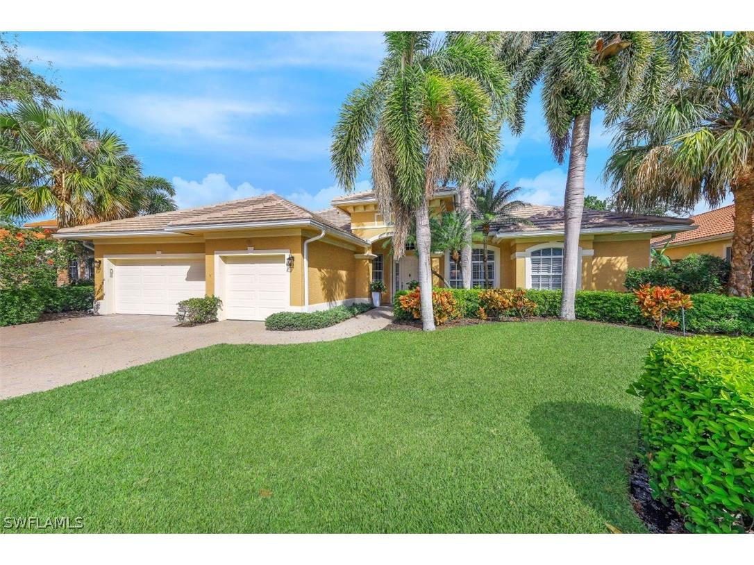 4899 Rustic Oaks Circle Naples FL 34105 223009669 image1