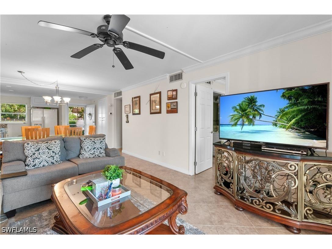 49 High Point Circle S #102 Naples FL 34103 226016205 image10