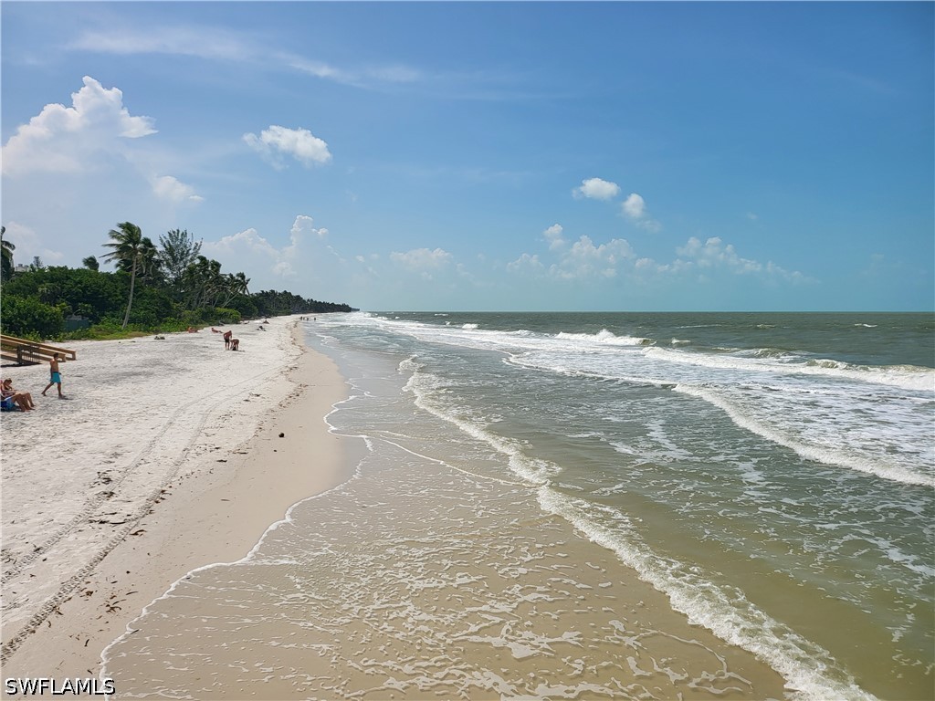 49 High Point Circle S #102 Naples FL 34103 226016205 image23