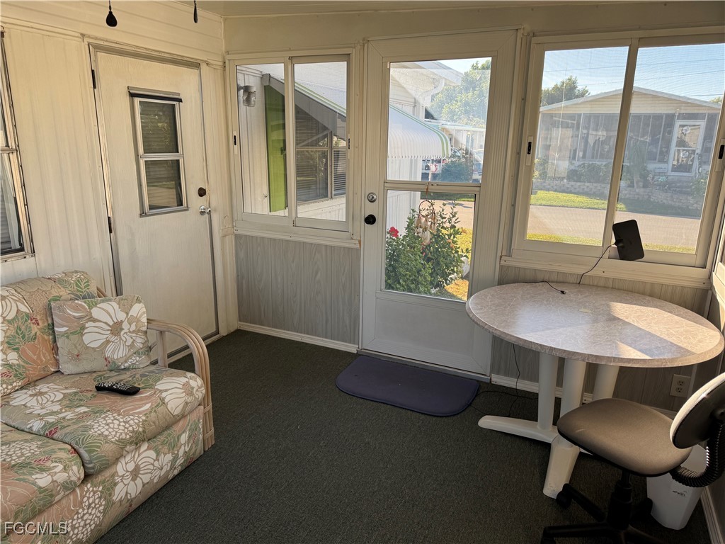 49 Poinsettia Drive Fort Myers FL 33905 2025022445 image9