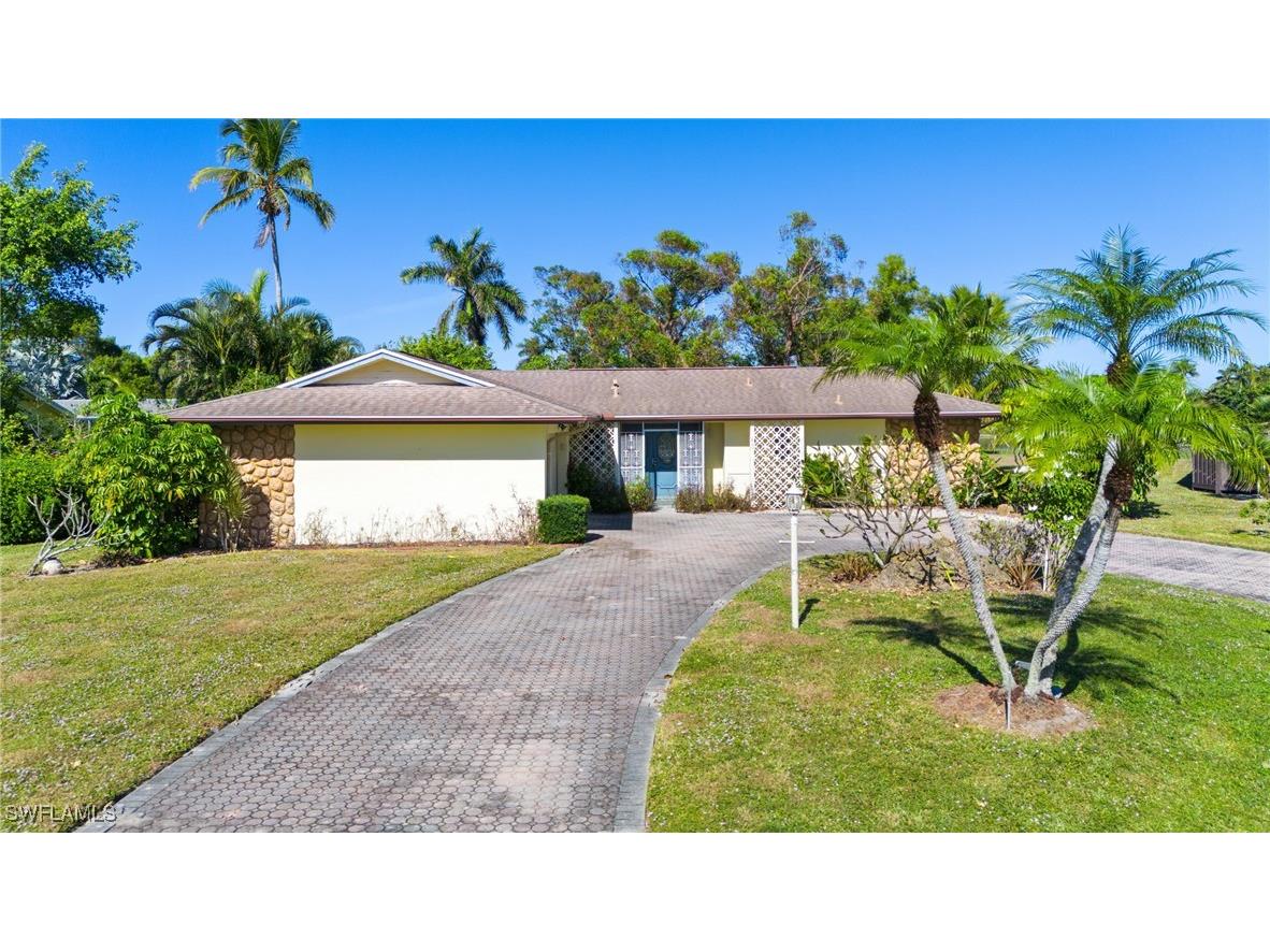 49 Thorncrest Lane Naples FL 34113 224099428 image1