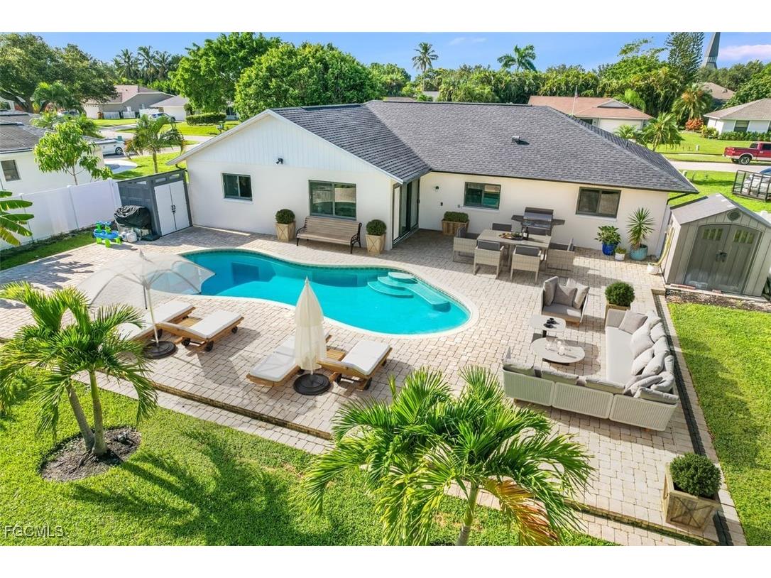 49 Willoughby Drive Naples FL 34110 2025001019 image1