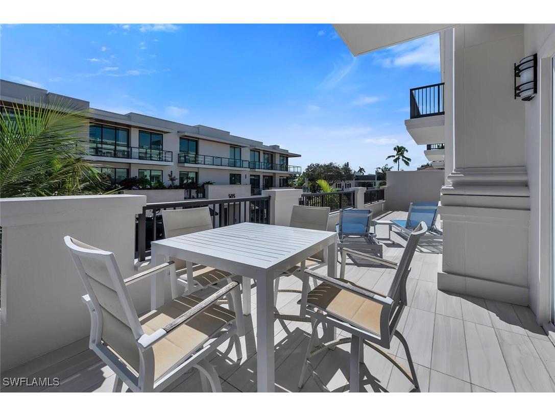 490 5th Street S #101 Naples FL 34102 225071397 image11