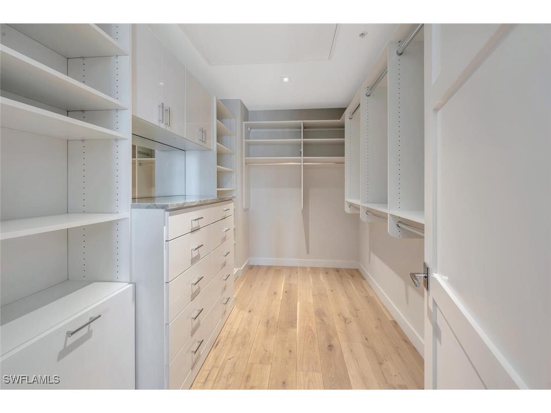 490 5th Street S #101 Naples FL 34102 225071397 image32