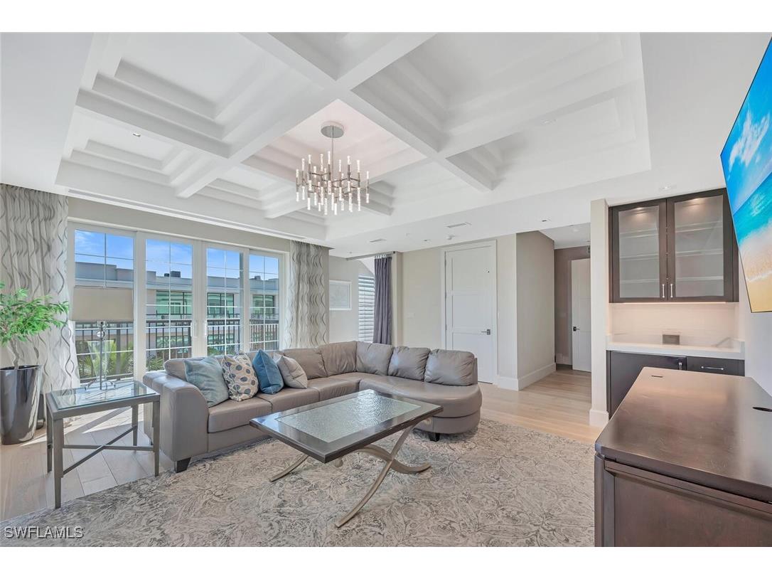 490 5th Street S #101 Naples FL 34102 225071397 image4