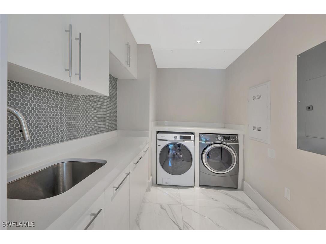 490 5th Street S #101 Naples FL 34102 225071397 image40