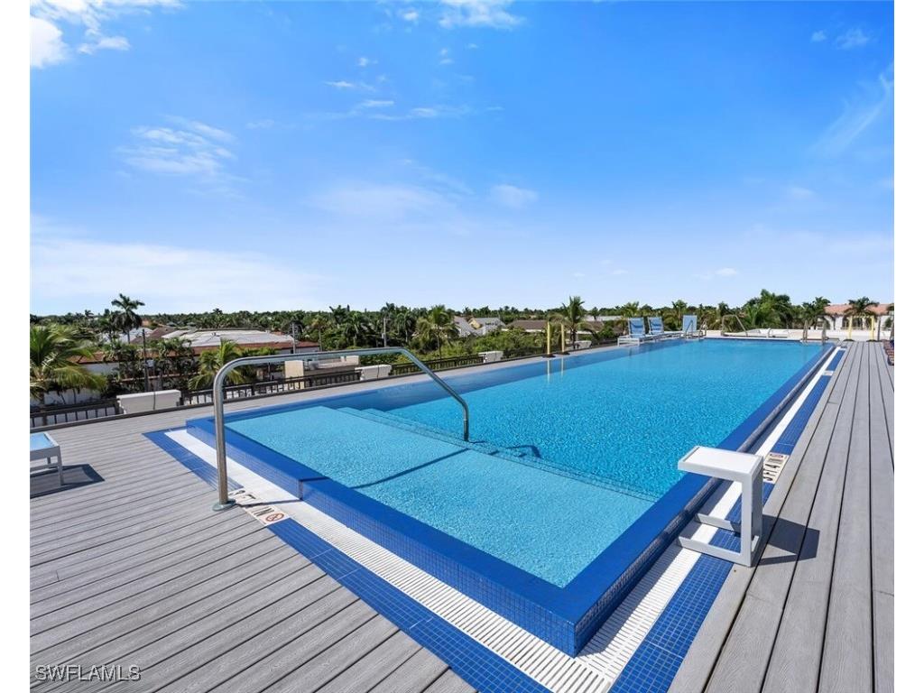 490 5th Street S #101 Naples FL 34102 225071397 image48