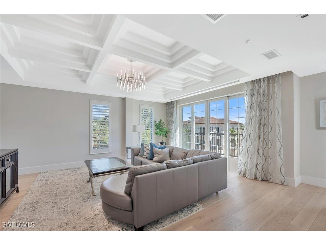 490 5th Street S #101 Naples FL 34102 225071397 image5