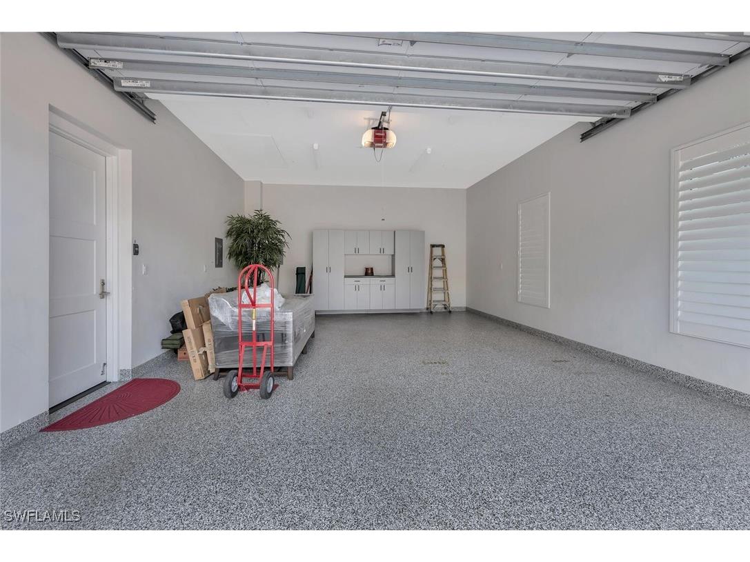 490 5th Street S #101 Naples FL 34102 225071397 image50