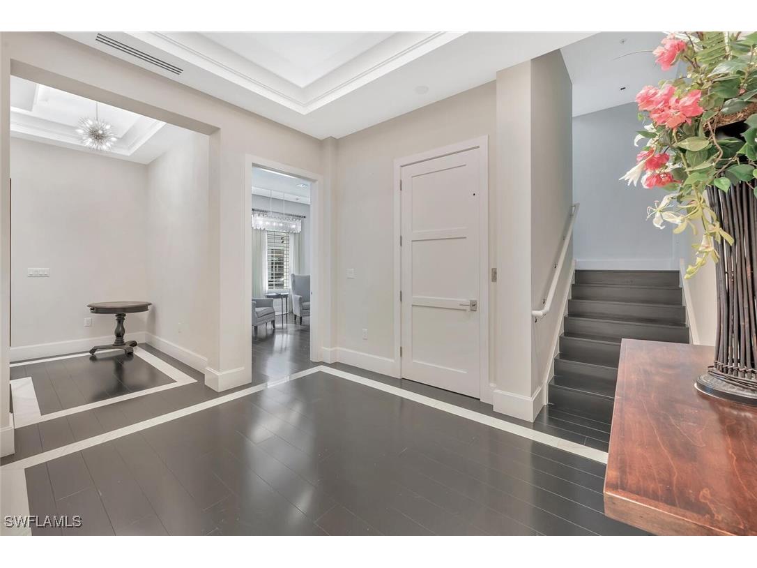 490 5th Street S #101 Naples FL 34102 225071703 image3