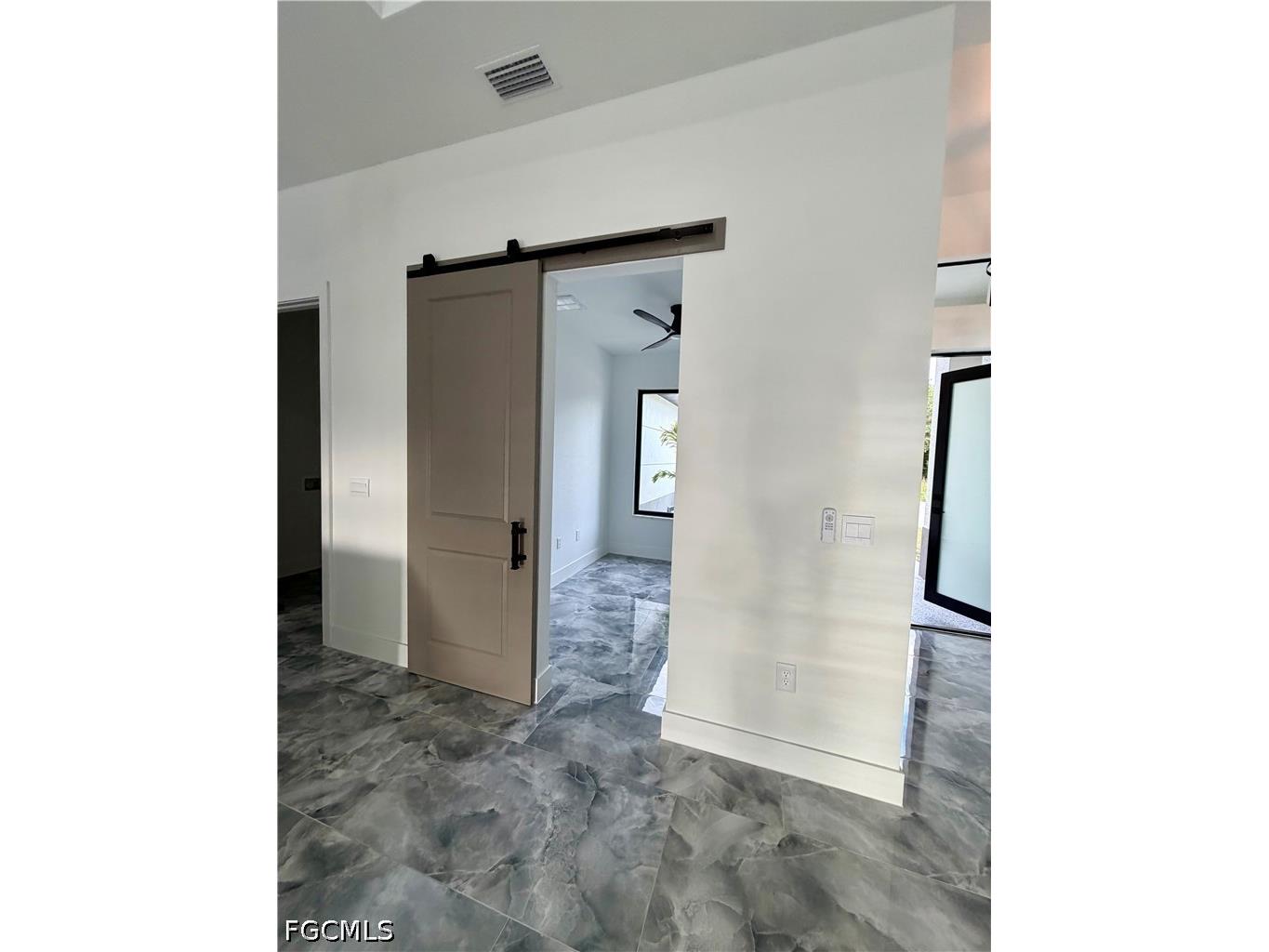490 Christopher Court Labelle FL 33935 2026019273 image3