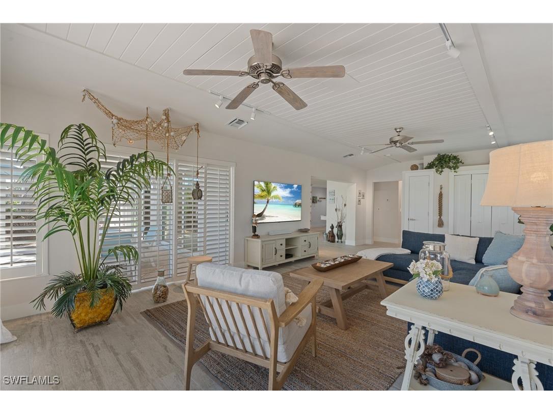 490 Randy Lane Fort Myers Beach FL 33931 225078800 image11