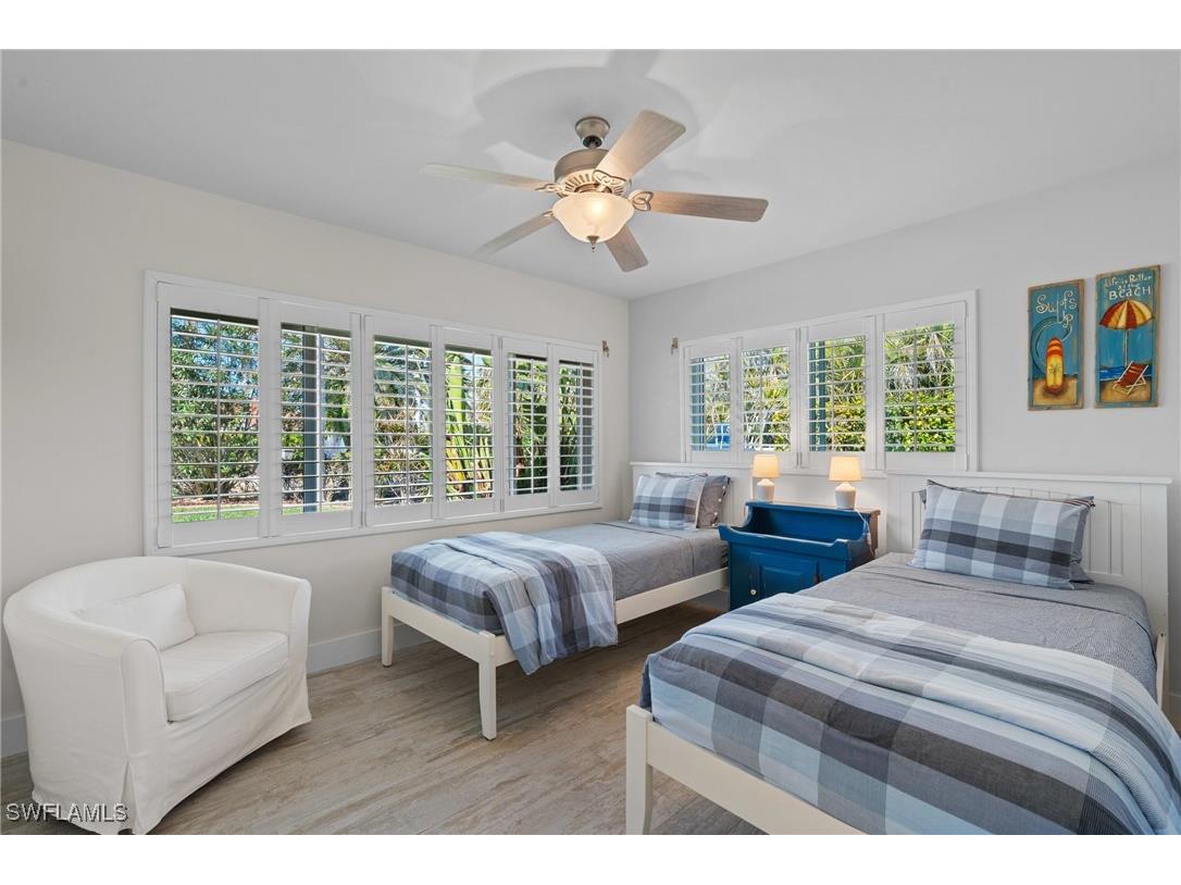 490 Randy Lane Fort Myers Beach FL 33931 225078800 image25