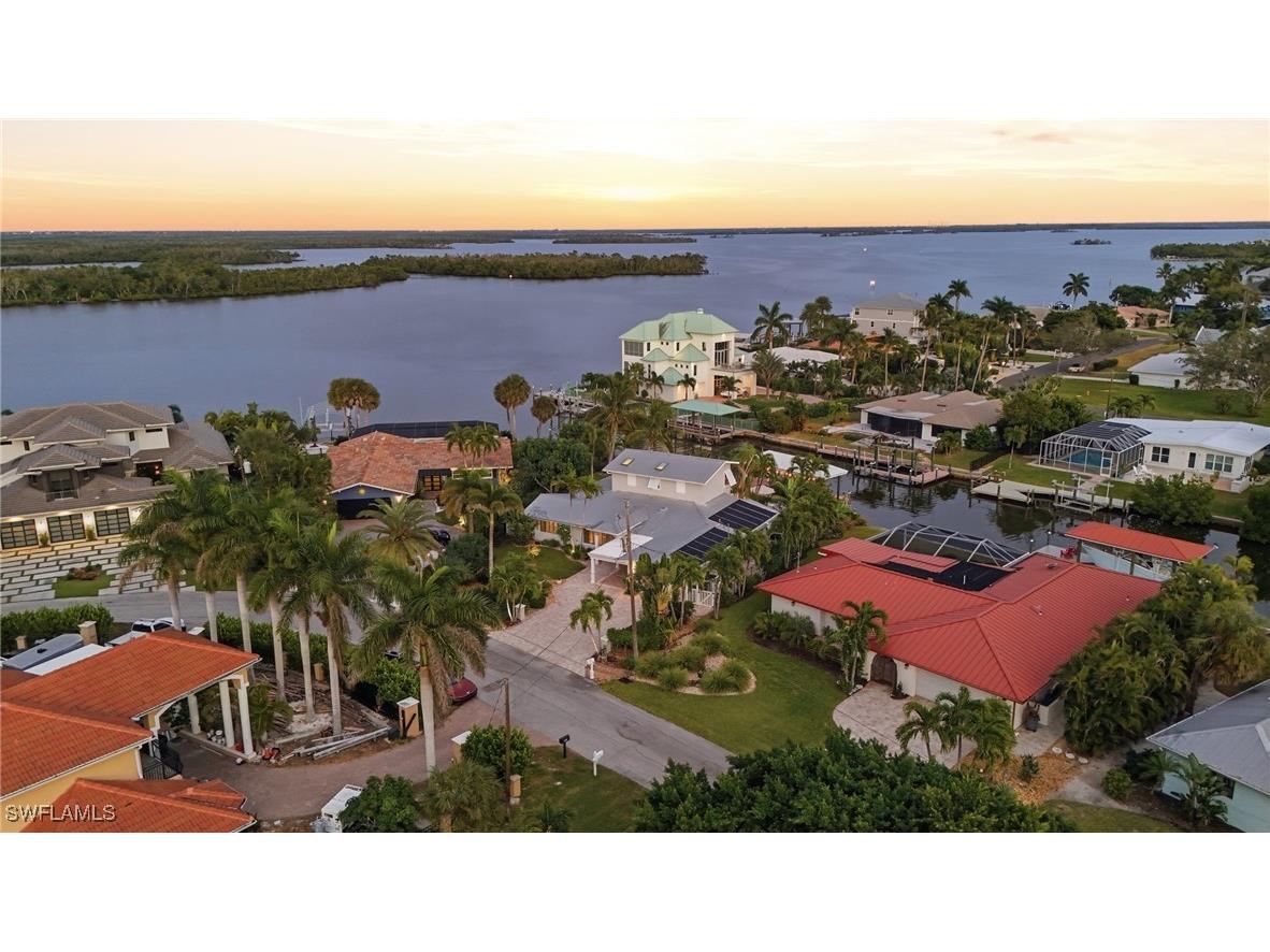 490 Randy Lane Fort Myers Beach FL 33931 225078800 image6