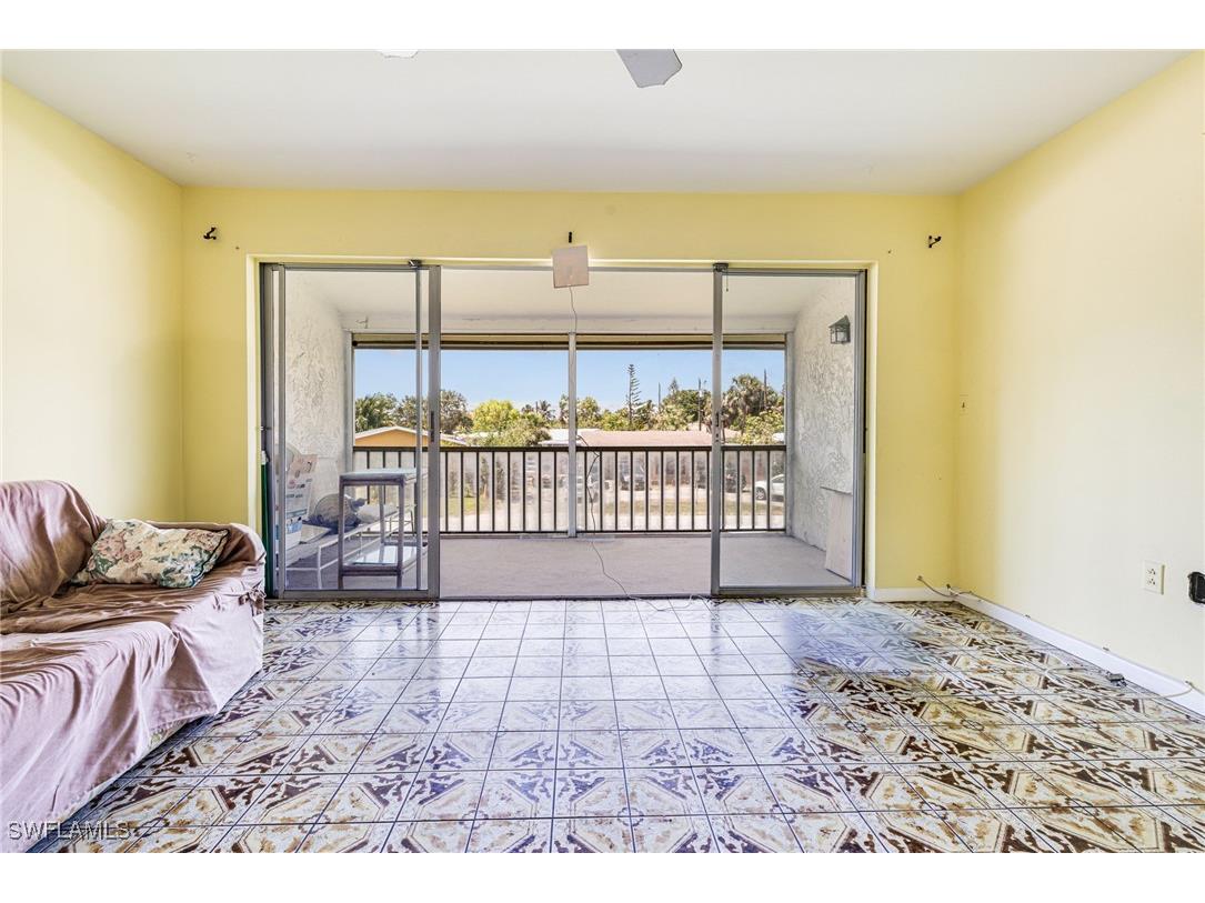 4900 Biscayne Drive #14 Naples FL 34112 225049014 image1