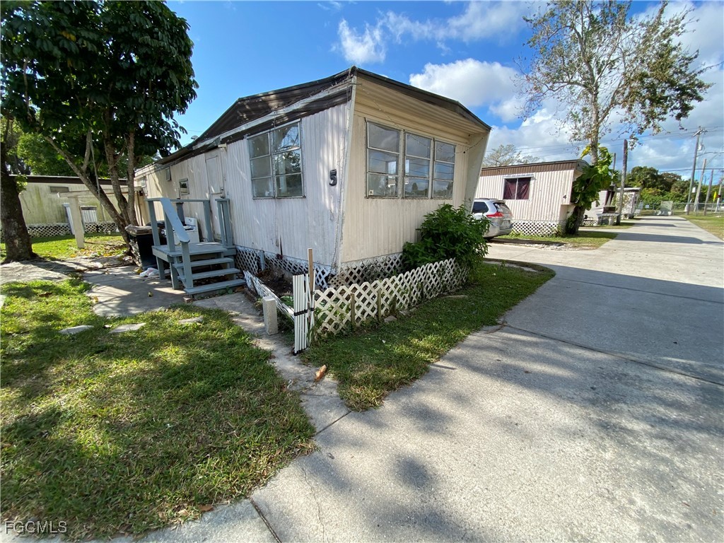 4900 Tice Street #5 Fort Myers FL 33905 2025025442 image10