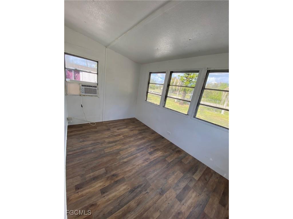 4900 Tice Street #5 Fort Myers FL 33905 2025025442 image5