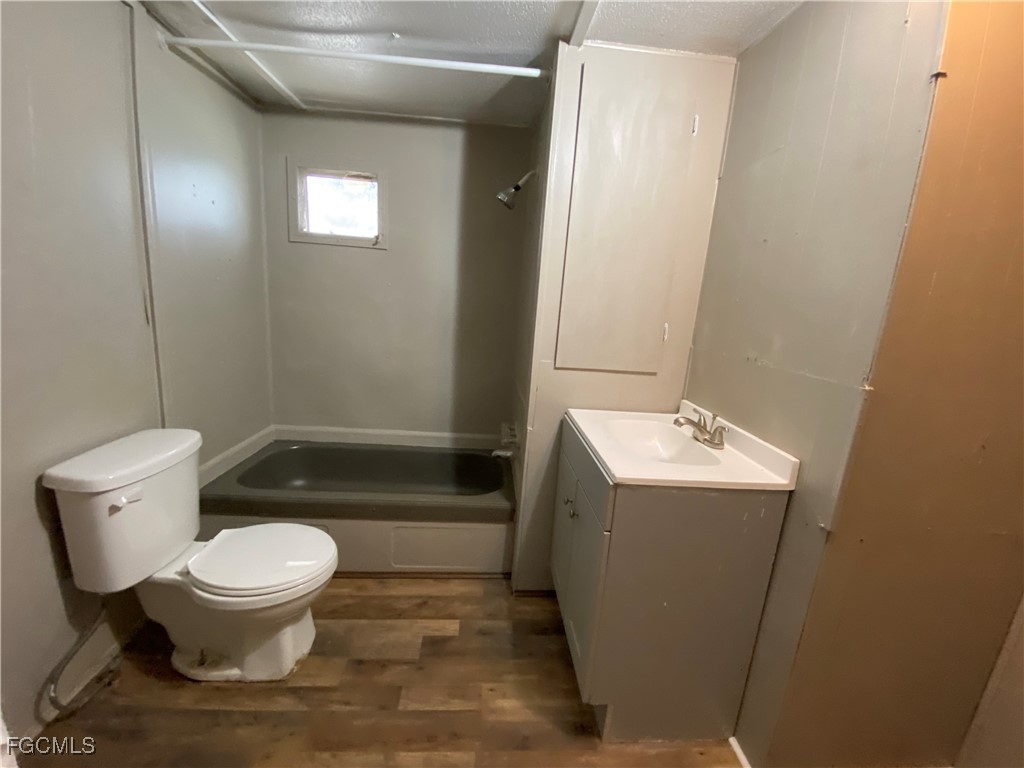 4900 Tice Street #5 Fort Myers FL 33905 2025025442 image8