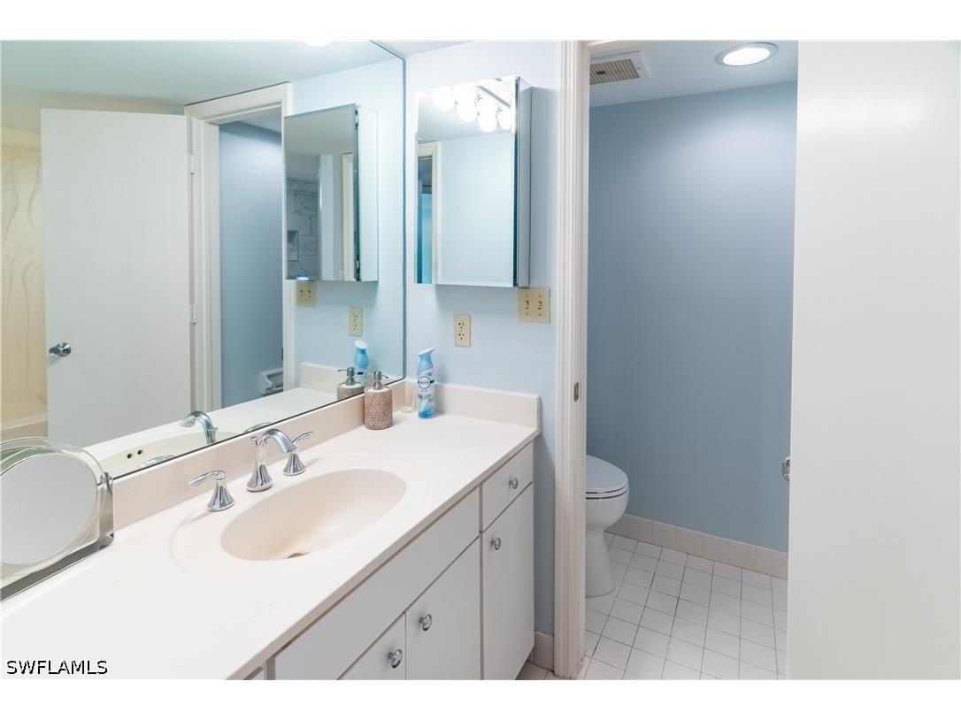 4901 Gulf Shore Boulevard N #903 Naples FL 34103 226017538 image17