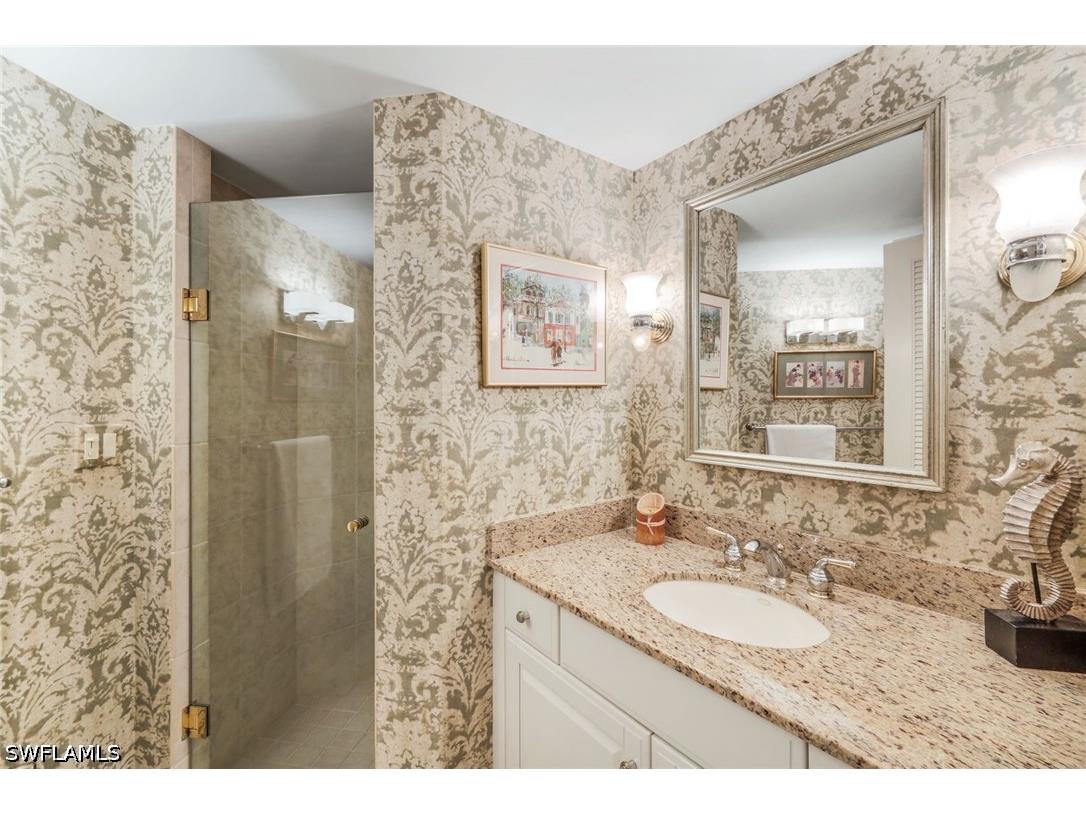 4901 Gulf Shore Boulevard N #104 Naples FL 34103 226018191 image12