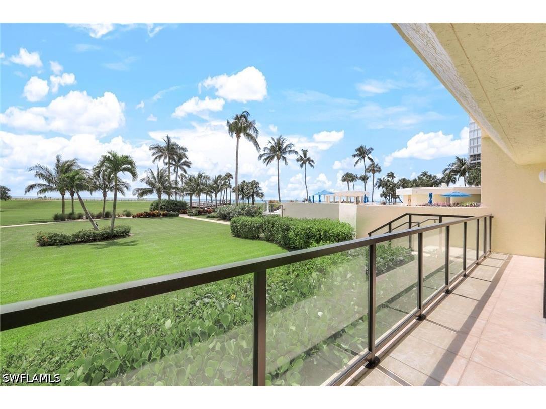 4901 Gulf Shore Boulevard N #104 Naples FL 34103 226018191 image14