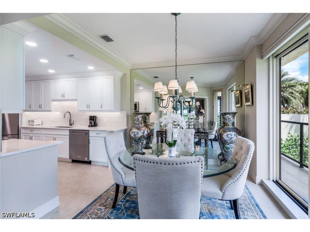 4901 Gulf Shore Boulevard N #104 Naples FL 34103 226018191 image2