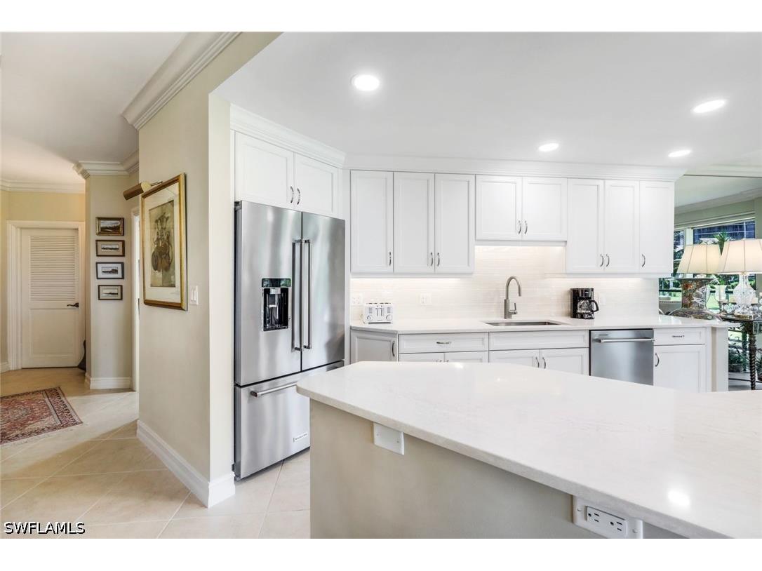 4901 Gulf Shore Boulevard N #104 Naples FL 34103 226018191 image4