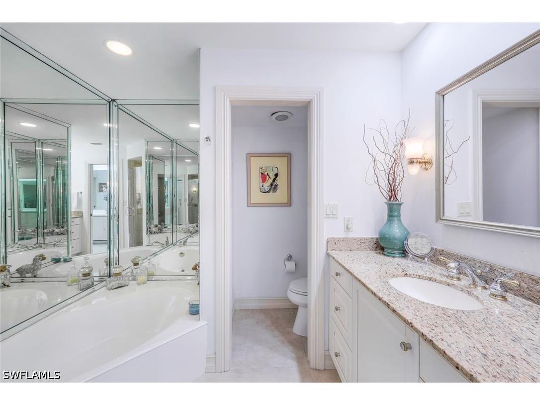 4901 Gulf Shore Boulevard N #104 Naples FL 34103 226018191 image7