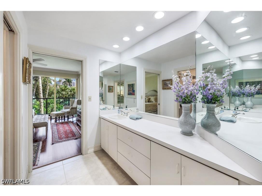 4901 Gulf Shore Boulevard N #104 Naples FL 34103 226018191 image9